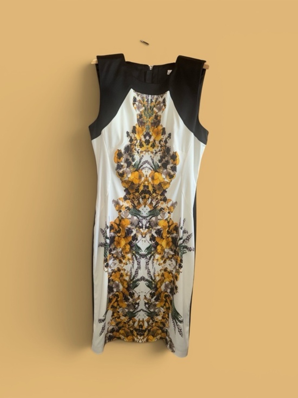 Karen Millen Black and White Midi Dress with Yellow Floral Print Size 8 Elegant